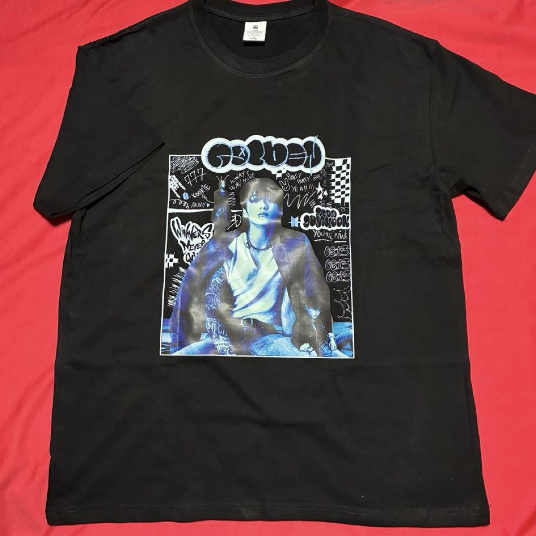 

[Б/У] Футболка с графическим принтом BTS Jungkook, черная, доступна со скидками при оптовой покупке