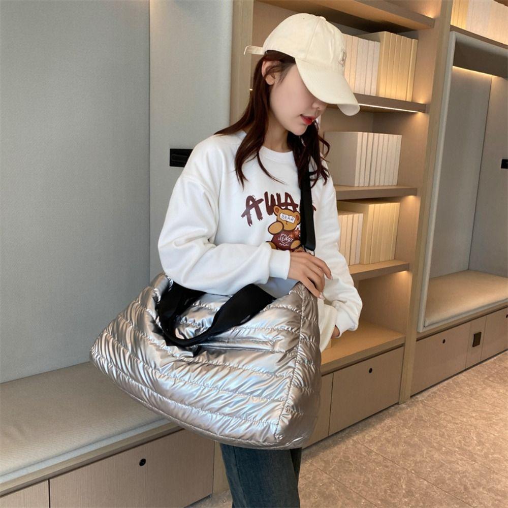 Foldable Women's Tote Bag Fitness Sports Travel Handbag Portable Quilted Gym Bag  Female