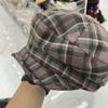 Căciuli și chipiuri – Berete și chipiuri