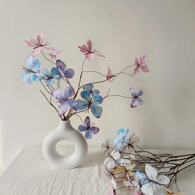 Decorațiuni pentru casă – Flori decorative şi coroane de flori