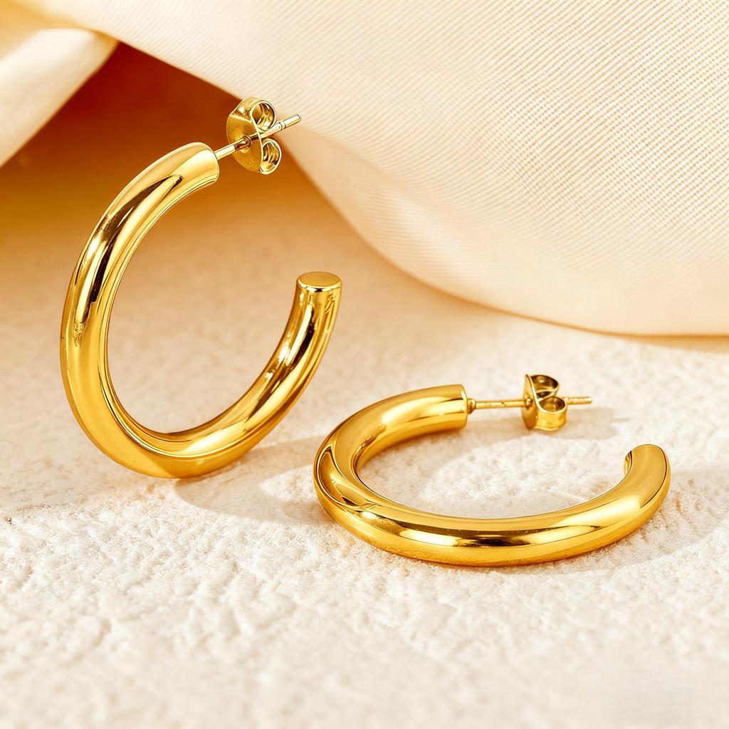 European American Classic Smooth C-Shaped Hoop Titanium Steel Retro Earrings for Women