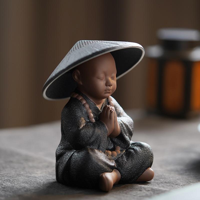 Black Pottery Buddhist Monks Miniature Figurines Buddha Statue Sculpture Tea Filter Funel Set Ornaments Home Docor Decoration