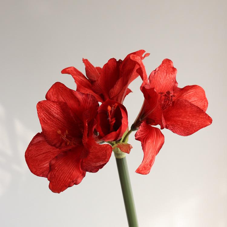 Simulation silk flower ornament, flannel simulation Clivia fake flower home furnishing hotel soft floor flower arrangement material Zhu Dinghong