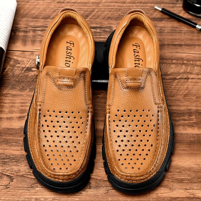 Fashion Handmade Genuine Leather Casual Shoes Comfortable Men's Loafers Slip on Flats Non-Slip Walking Shoes Hot Sale Outdoor Moccasins