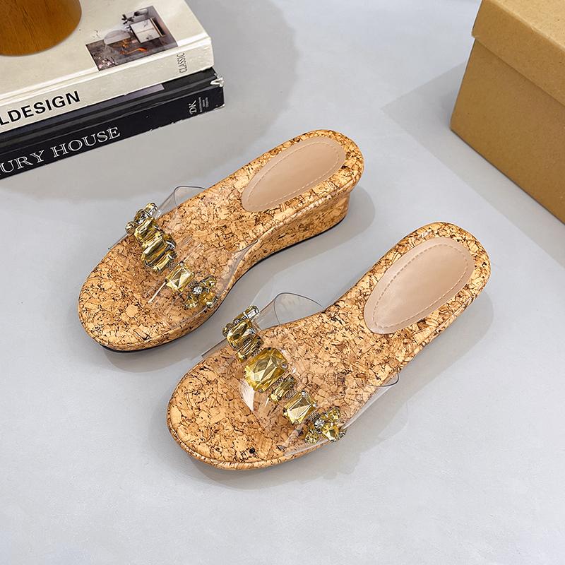 

Модные хрустальные повседневные туфли на платформе женские ПВХ танкетки шлепанцы женские босоножки на каблуке летний тренд 2025 элегантное платье комфорт сандалии 35 шампанского