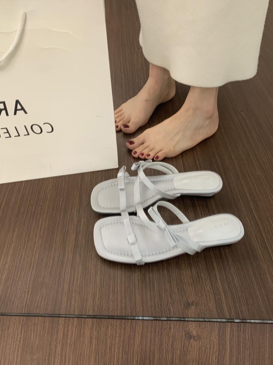 

MUKEKe slope heel bow with open-toed slippers women s summer outer wear 2025 new temperament beautiful satin 39