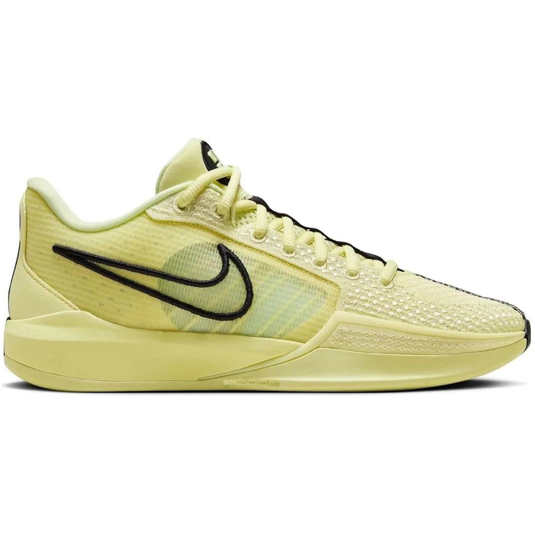 

Кросівки Nike Sabrina 1 EP Exclamat!на (Тверда підошва) (Жіночі)(FQ3389-303) 36.5