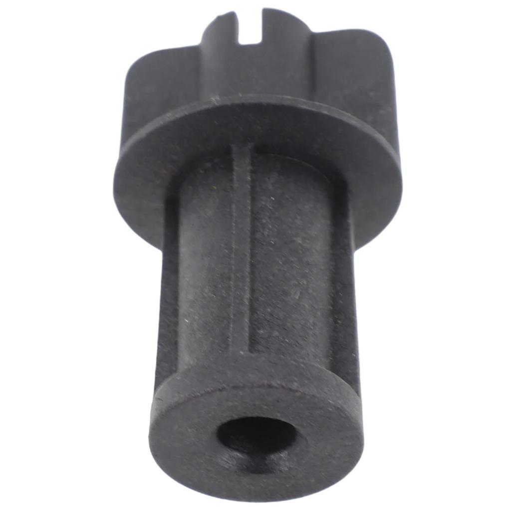 Nakrętka Zewnętrzna Tylnej Lampy Nakrętka Dla Forda Dla Focusa 2012 2018 W707612 S300 1182772 Samochodowa Nakrętka Zewnętrzna Tylnej Lampy Dla Forda Dla Fiesty 2011 2019