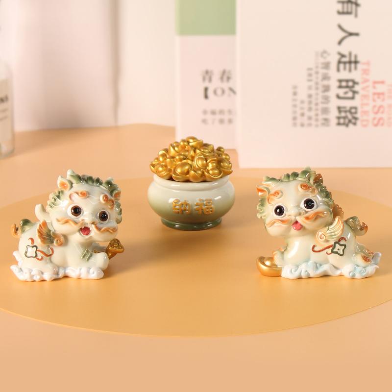 New Cute PI Xiu Resin Handicraft Ornaments, Personalized Craft Gifts, Home Ornaments and Car Decorations