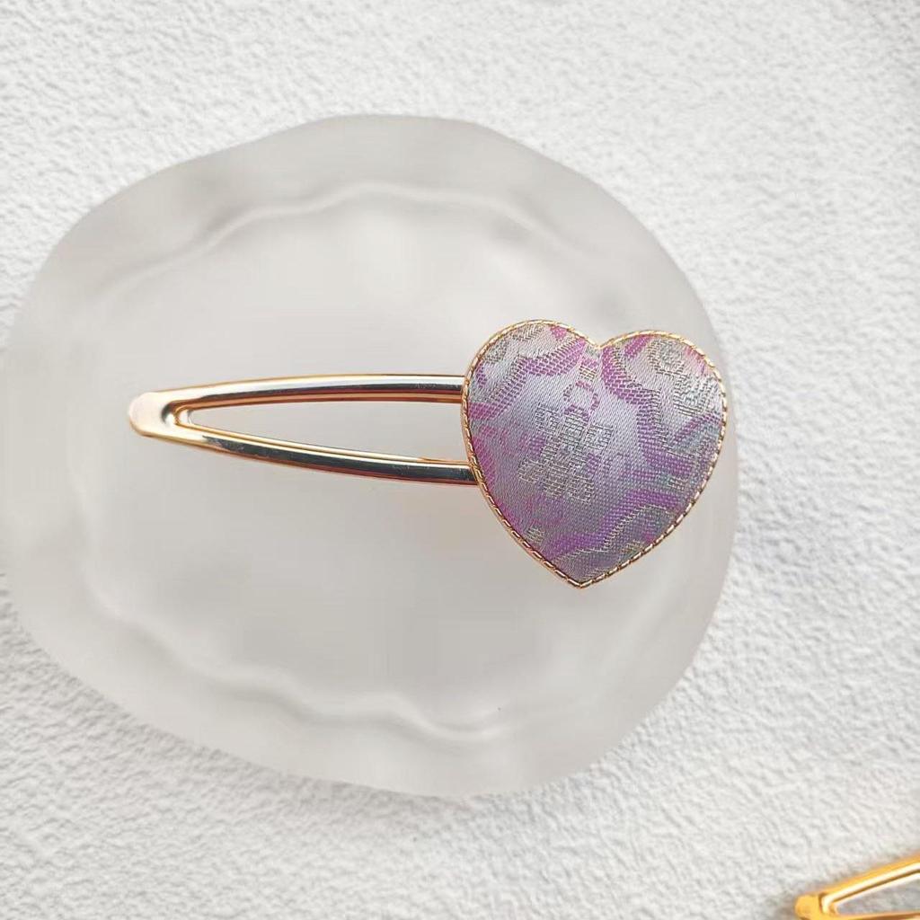 Handgefertigte chinesische bestickte Haarnadel - Brokat-Entenschnabel-Klammer