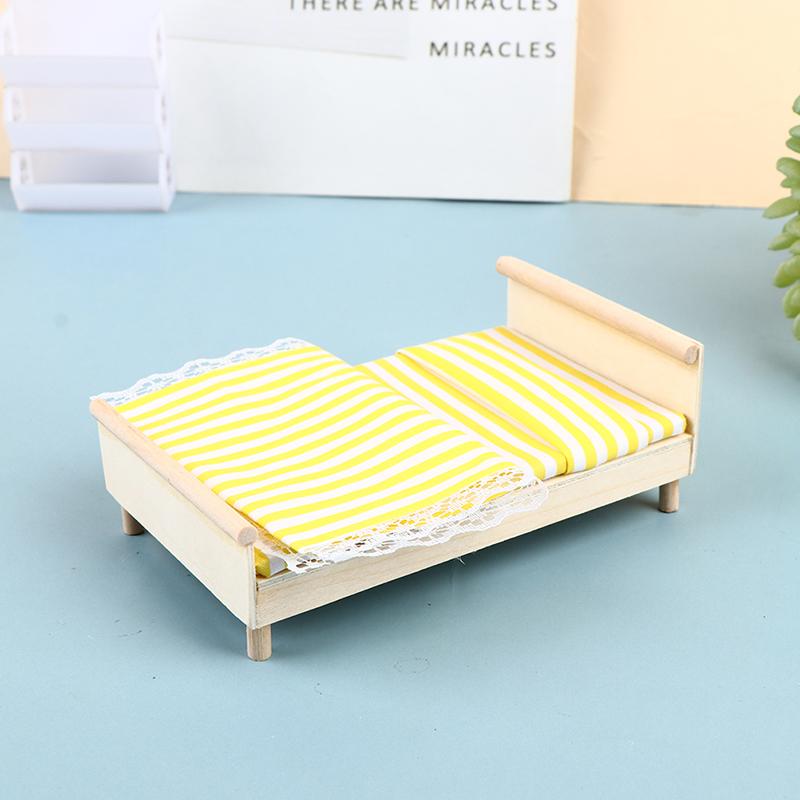 1:12 Móveis Mini Dollhouse Quarto Micro Cena Modelo Tecido De Madeira Cama De Casal