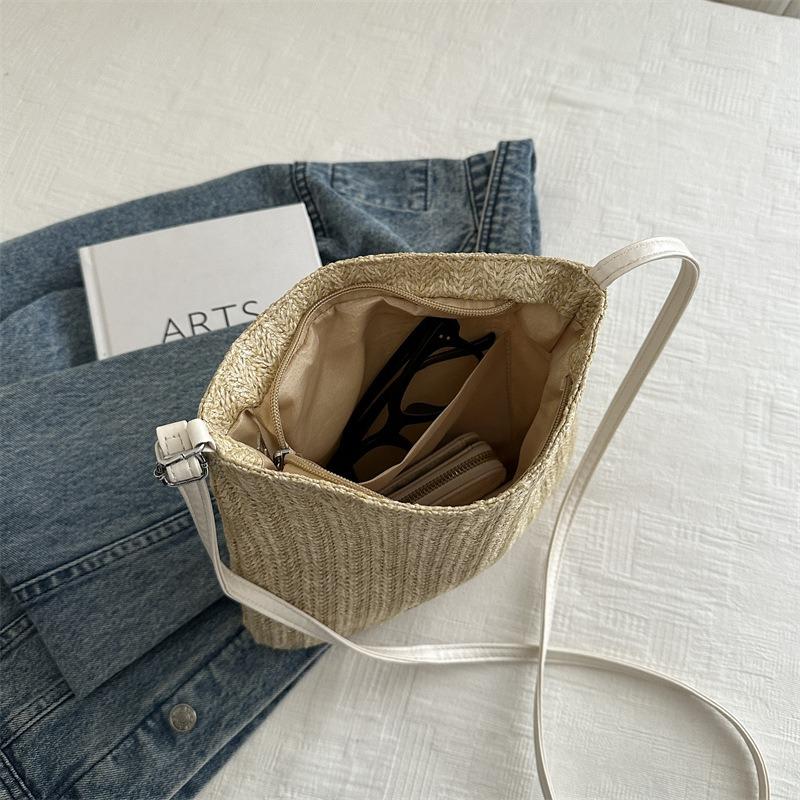 Woven Bag Women's New Large-capacity Letter Shoulder Bag Outdoor Leisure Lightweight Inclined Bucket Bag