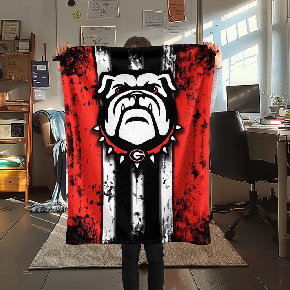 1Pc Georgia Bulldog Print Flannel Blanket, High quality Comfortable for All Seasons, Home Decor, Warmth and Comfort, Perfect for Gifts