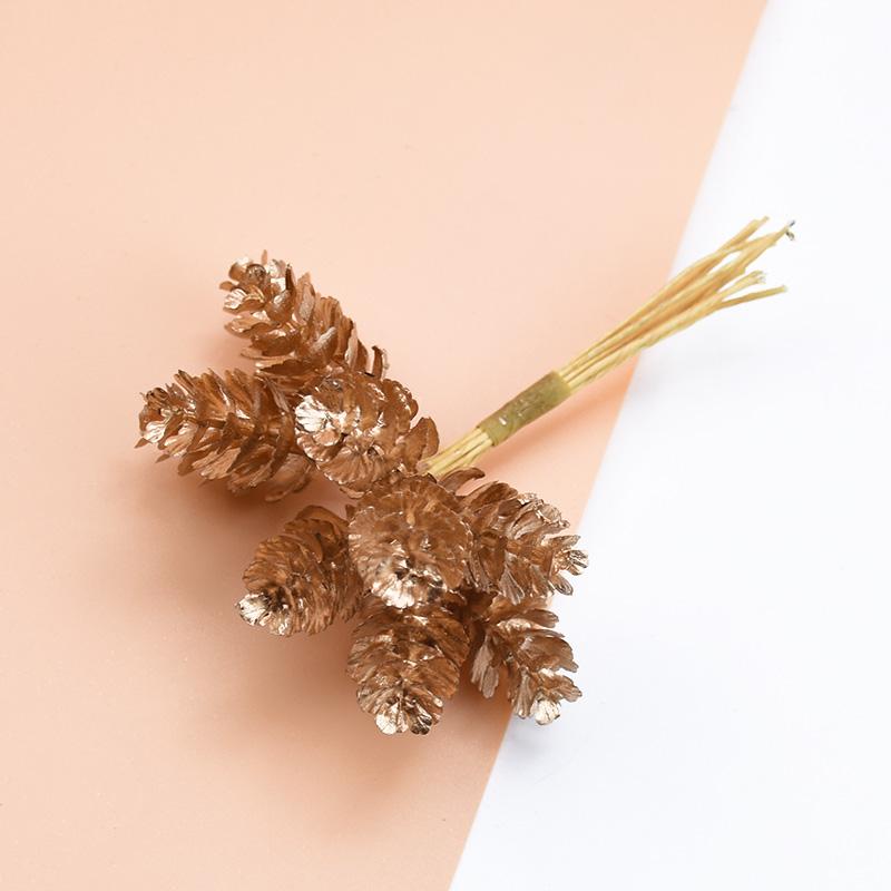 10 STÜCKE MINI Tannenzapfen Weihnachtsdekorative Künstliche Pflanzen Hochzeit Heimdekor Brautzubehör Ausverkauf Haushaltsprodukte