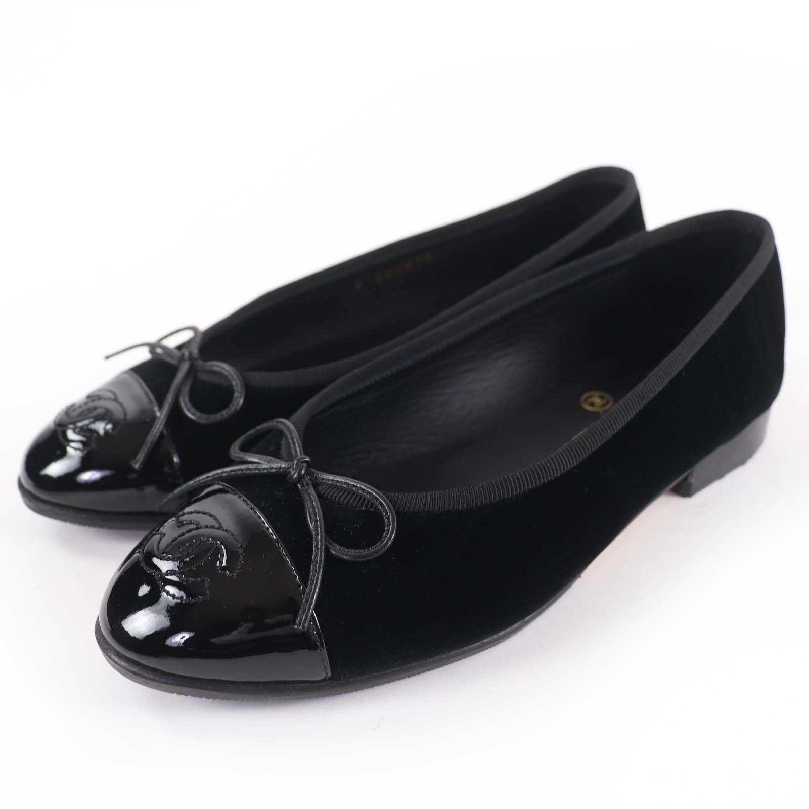 

Чудові балетки CHANEL балерина Знак COCO Велюрова шкіра 35 G02819 Вживані