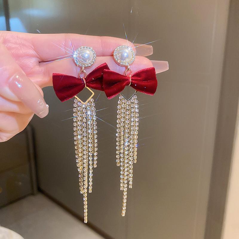Silver Needle Red Series Flocked Bow Autumn/Winter Stud Earrings - Sweet, Fashionable High-End Design for Women.