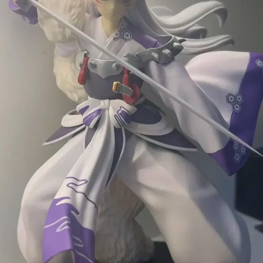 

Фигурка Инуяши Сэссёмару