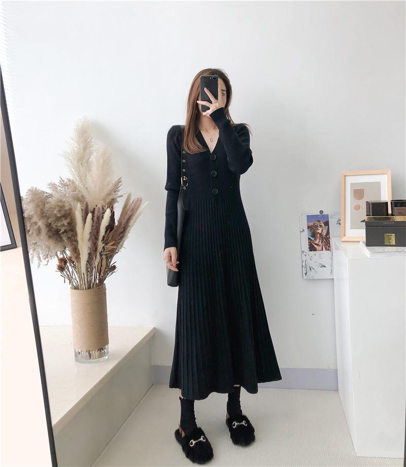 Women's V-Neck A-Line Sweater Dress: Elegant Slimming Knit for Autumn/Winter 2026