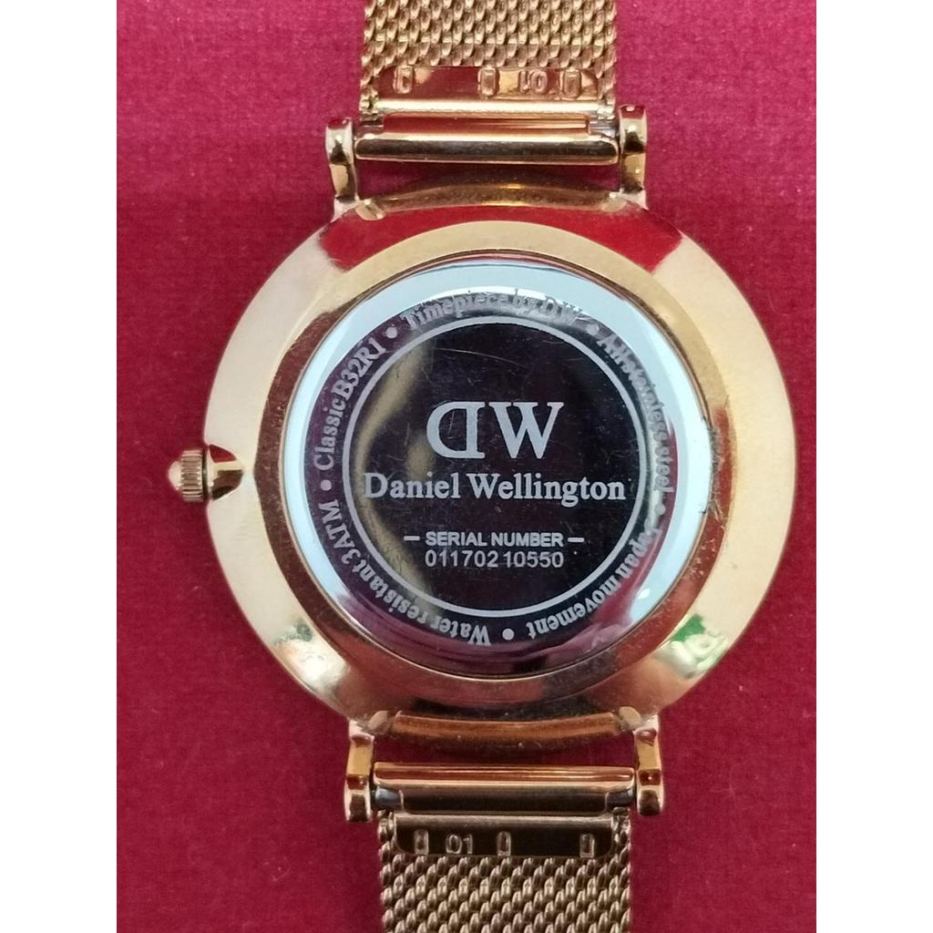 Used DANIEL WELLINGTON quartz watch