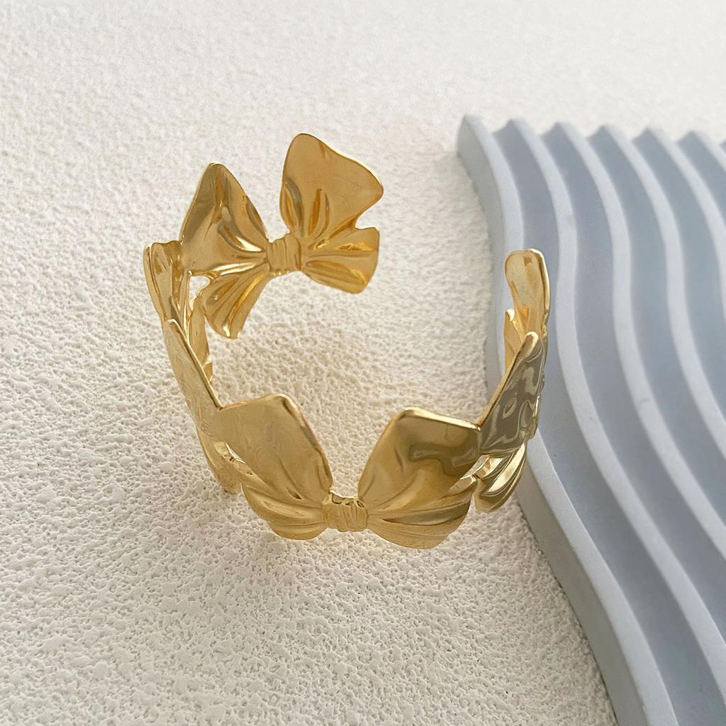 Exaggerated Stainless Steel Color Retention Electroplating Wide Bow Fashion OL Titanium Steel Bracelet