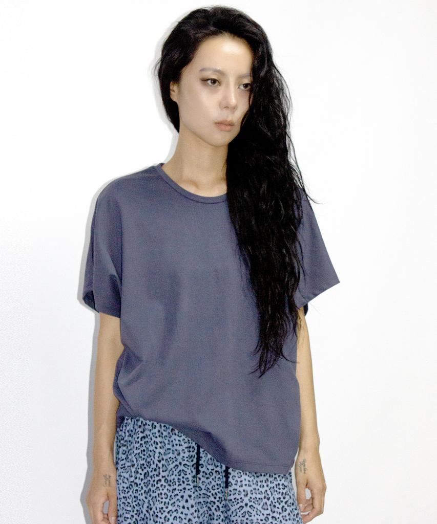 Deumakeu Standard Fit Solid French T-Shirt Navy