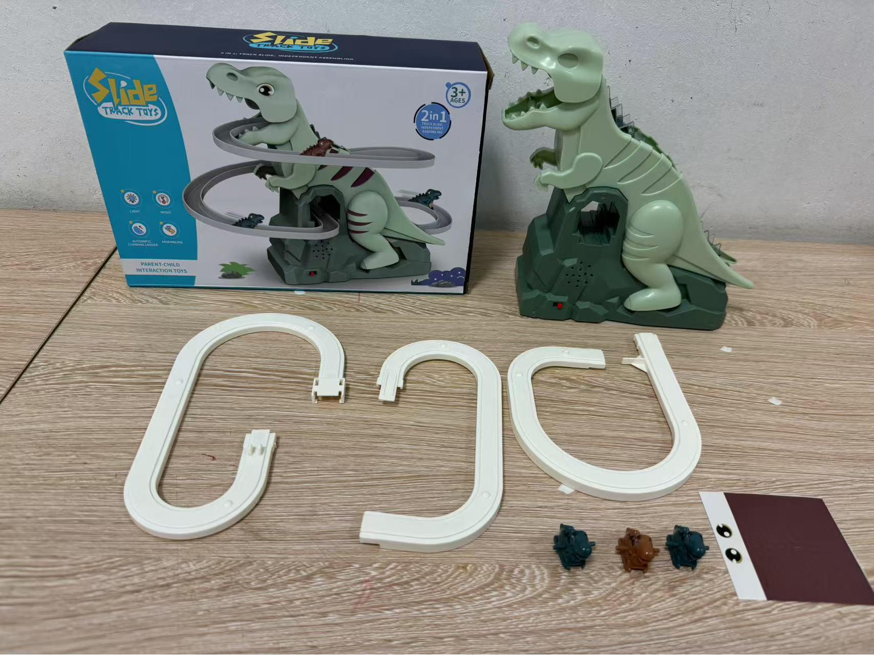 Dinosaur Track Climbing Car: Fun & Educational Assembly Toy for Kids