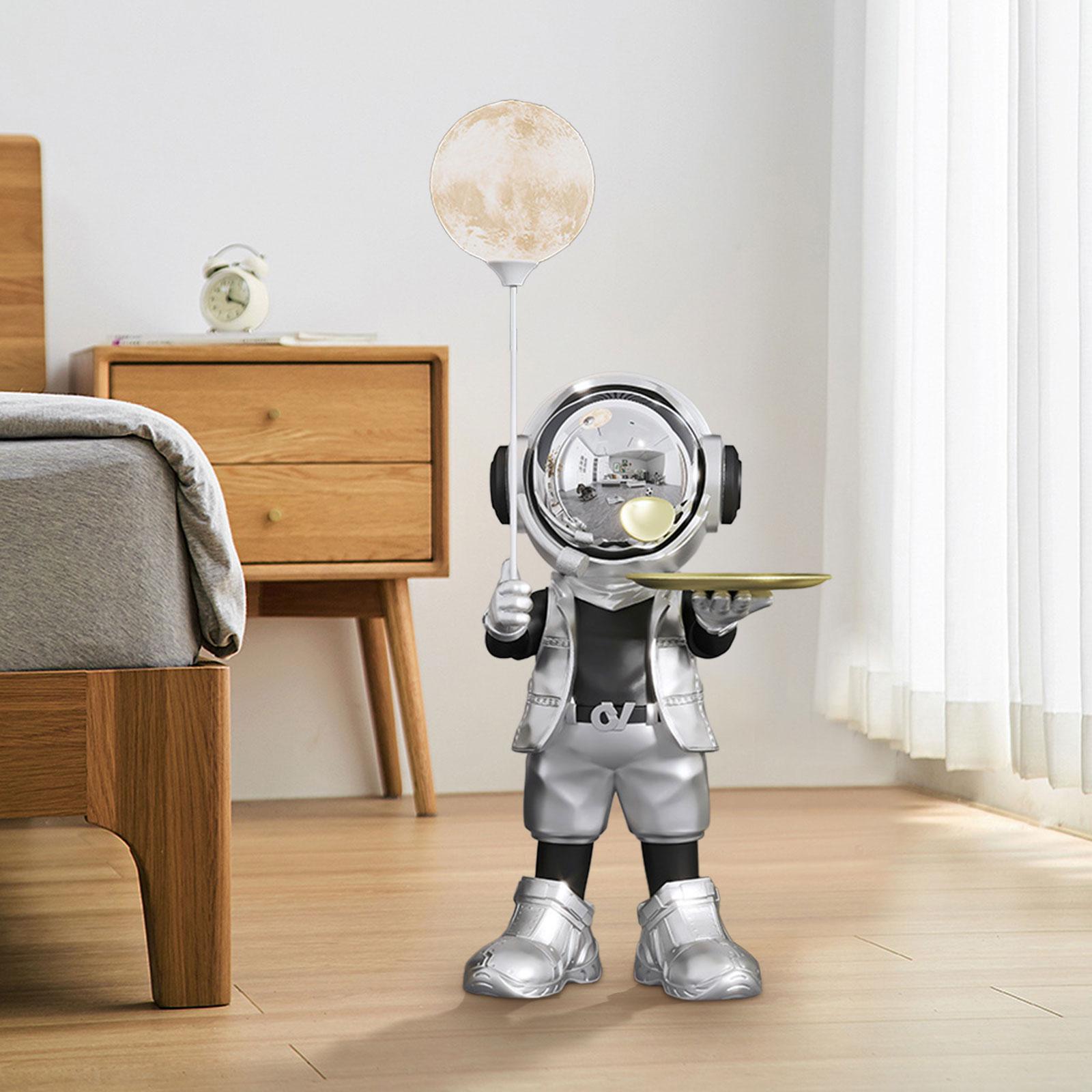

Большая статуэтка астронавта, подставка для хранения на торцевом столике, креативные художественные изделия с мячом серебряный
