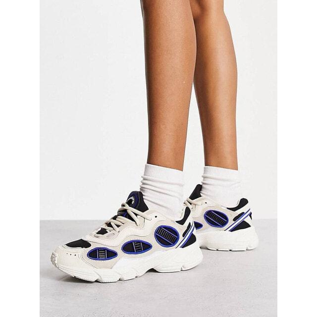 

Бело-черные кроссовки adidas Originals Astir SN