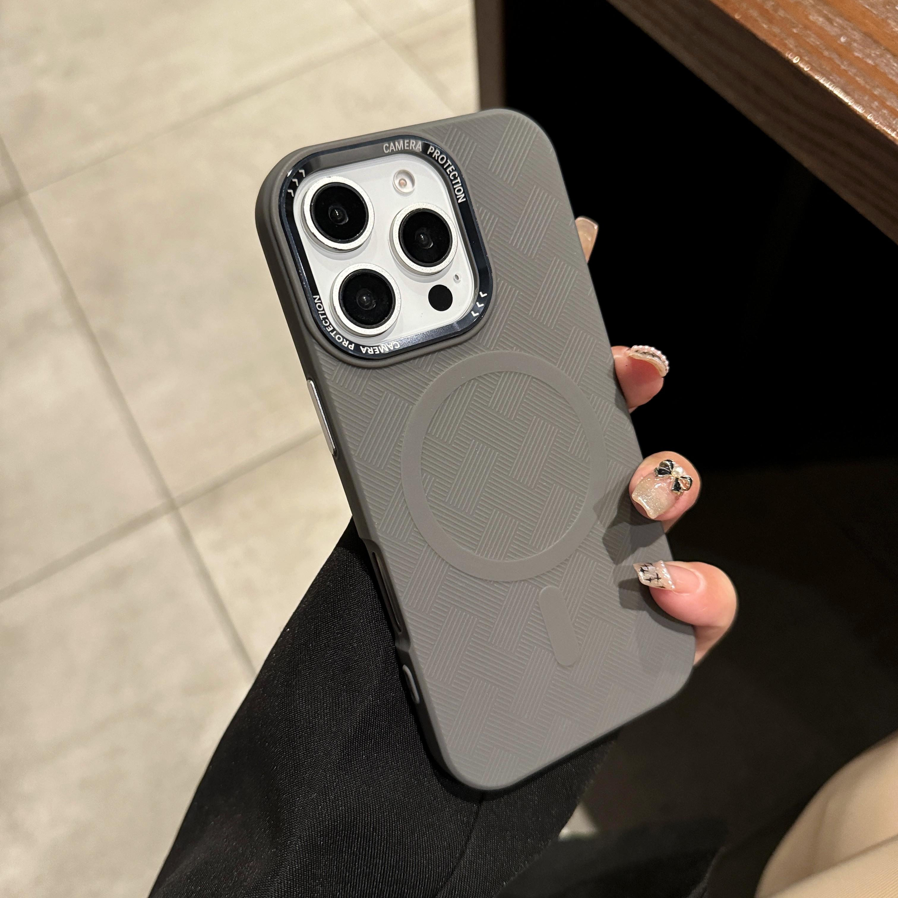 

Чехол для iPhone 16 Pro, совместимый с MagSafe, с металлическим ободком для объектива, противоударный чехол из ТПУ для телефона Grey