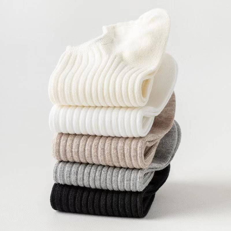 5 Pairs Of Short Socks Women's Summer Solid Color Black And White Simple Casual Low Cut Breathable Socks