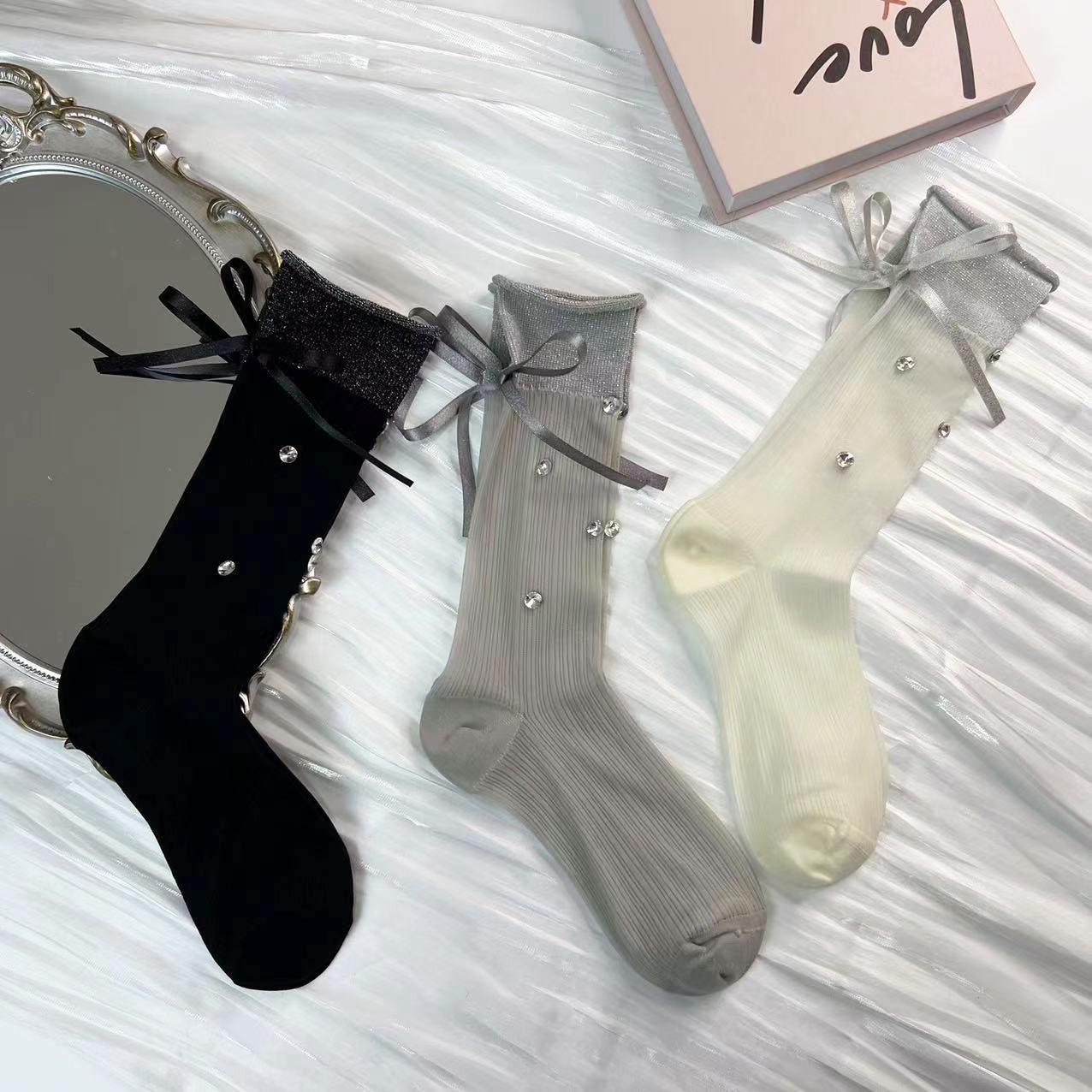 

Women s Rhinestone Bow Mid-Calf Fairy Socks with Silver Thread One Size белый