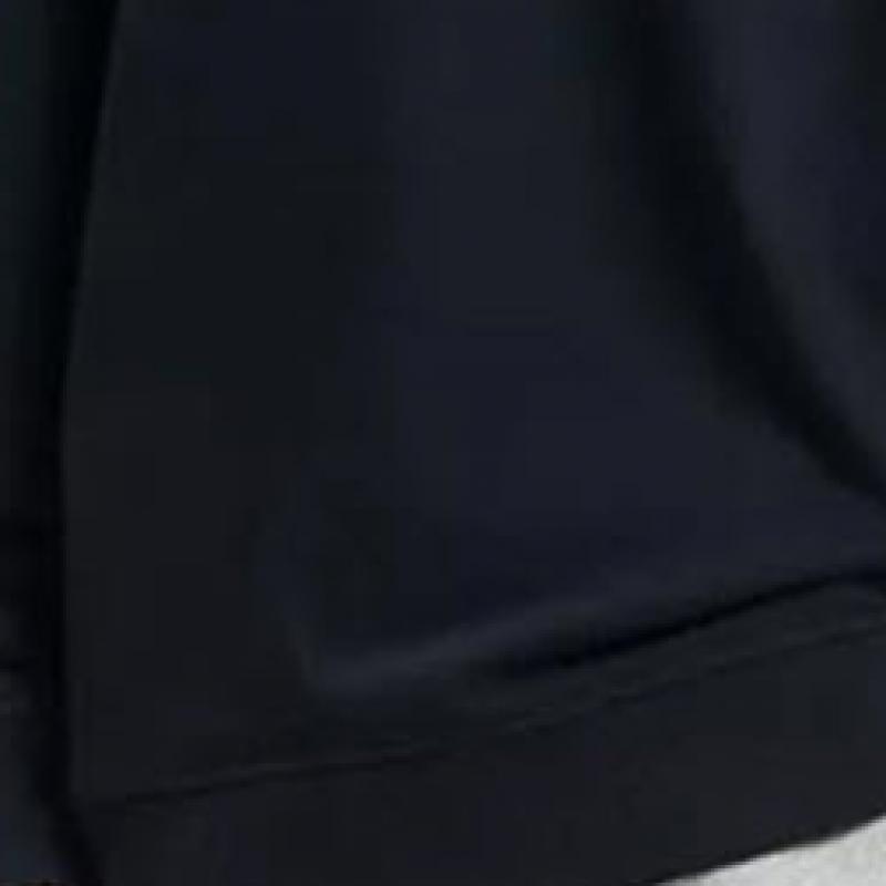 Ein neuer New Balance Stacked Logo Frottee-Sweatshirt Nbncd4s021 19