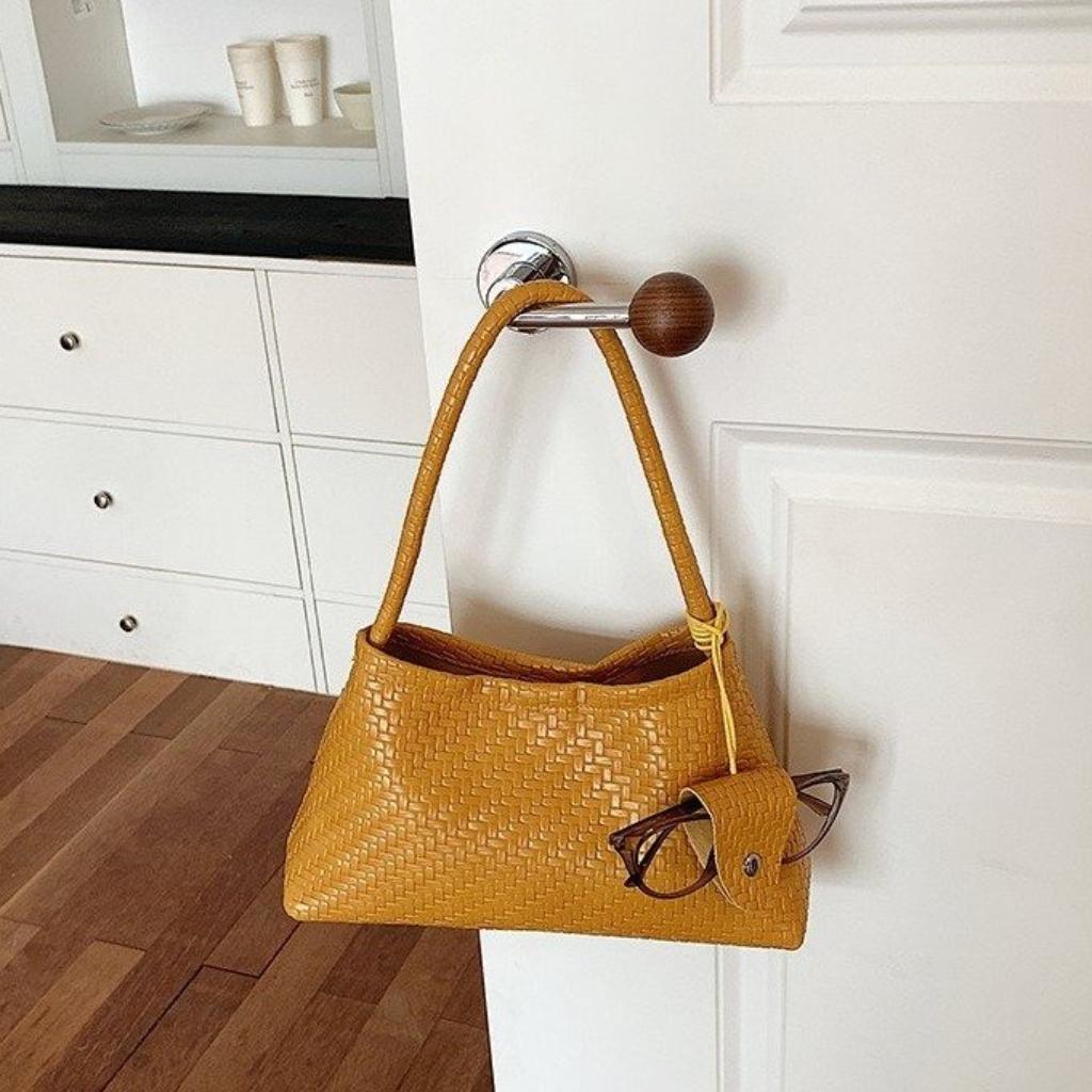 Xeie Thuk Shoulder Bag Women PU Woven Texture Daily Commute