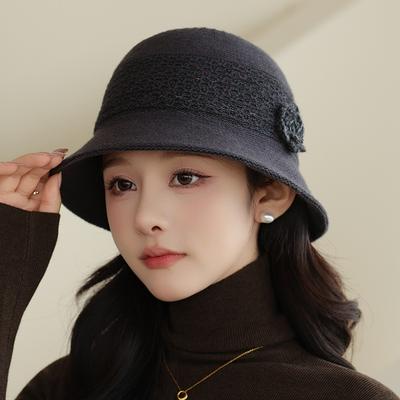 New Knitted Bucket Hat Women Autumn and Winter Warm Ear Protection Fashion Flower Elegant Mother Basin Hat