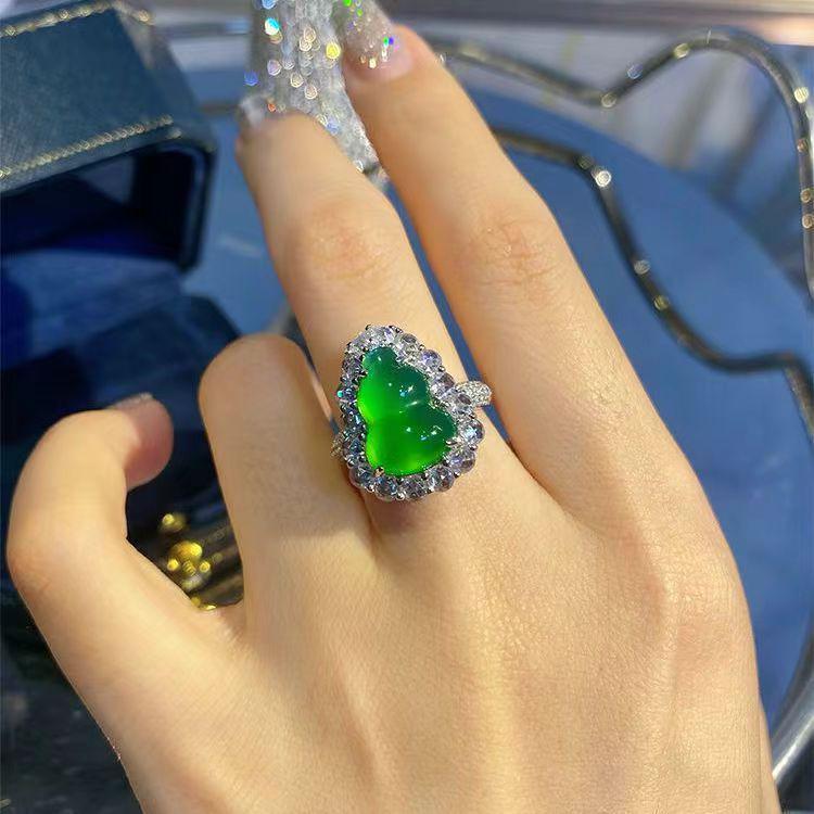 

Silver-Plated Green Chalcedony Agate Jade Gourd Ring for Women зелёный