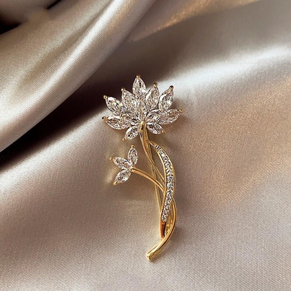 

High Quality Luxury Rhinestone Brooch Elegant Wheat Bouquets Brooch Pin Alloy Decoration Pin Gift