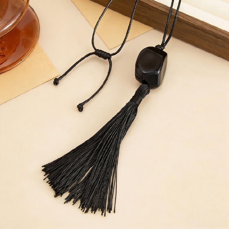 Versatile Black Beaded Pendant Necklace With Movable Fringe And Length For Women And Girls