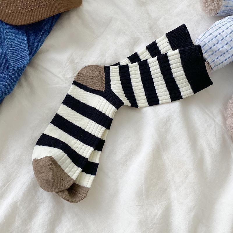 Socks Women Autumn Spring Korea Style Harajuku Street Sport Cotton Stripes Casual Skateboard Mid-tube Sock