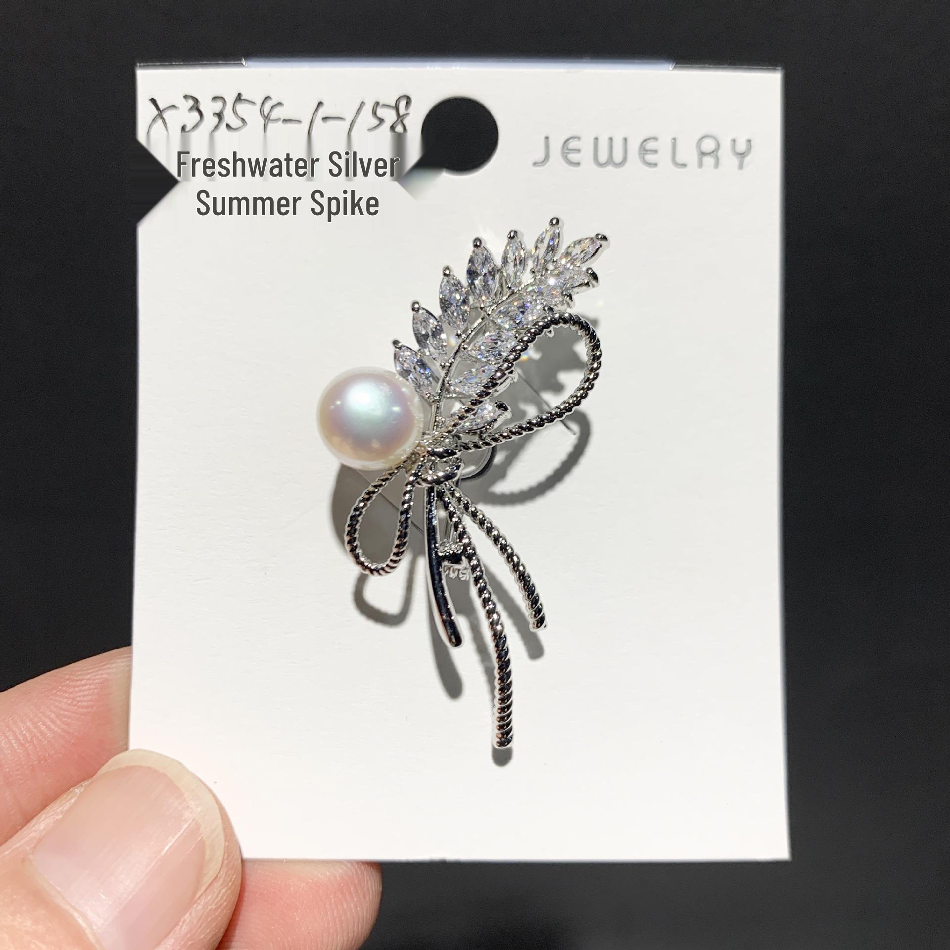 Bo Xin Yun Men s Luxury Wheat Ear  Freshwater Pearl Bowtie Brooch