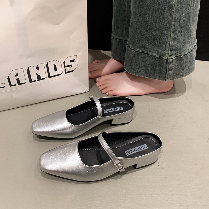 

Баотоу полутапочки женские летние для улицы весенне-осенние новые корейская версия французский темперамент вечерний бриз серебристые одинарные туфли толстый каблук 41 серебряный