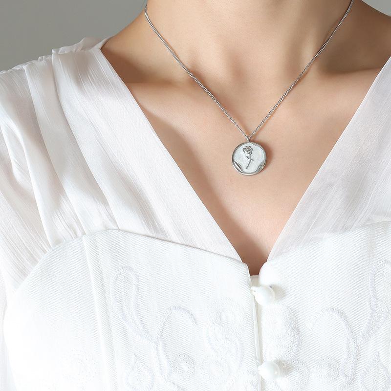 Non-Fading French Style Gold-Plated Necklace with Inlaid Enamel Pendant
