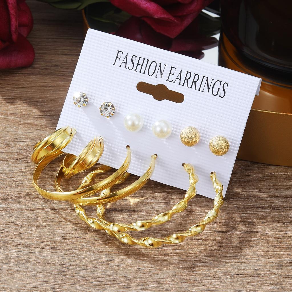 Letnie Kolczyki Perłowe Luksusowe Okrągłe Eleganckie Kolczyki z Charakterem Diamentowe Elegancki Urok Kobieta na Imprezę Noszona z Akcesoriami Biżuteria Kolczyki Prezent