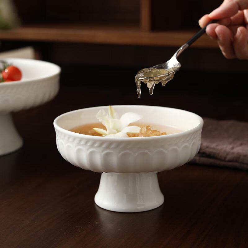 HX Nordic Embossed Ceramic High-Footed Dessert Bowl