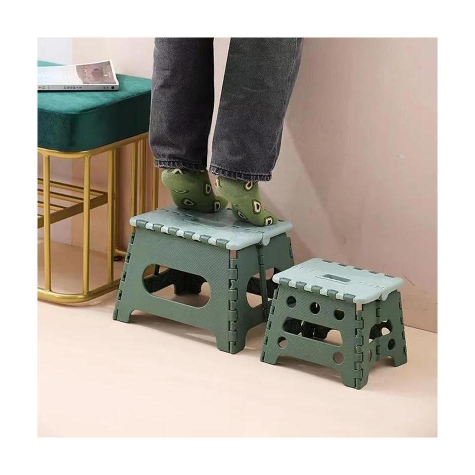 Outdoor Camping Garden Camping Kids and Adults Use Chair Seat Folding Step Stool Portable Chair Seat for Home Bathroom Kitchen