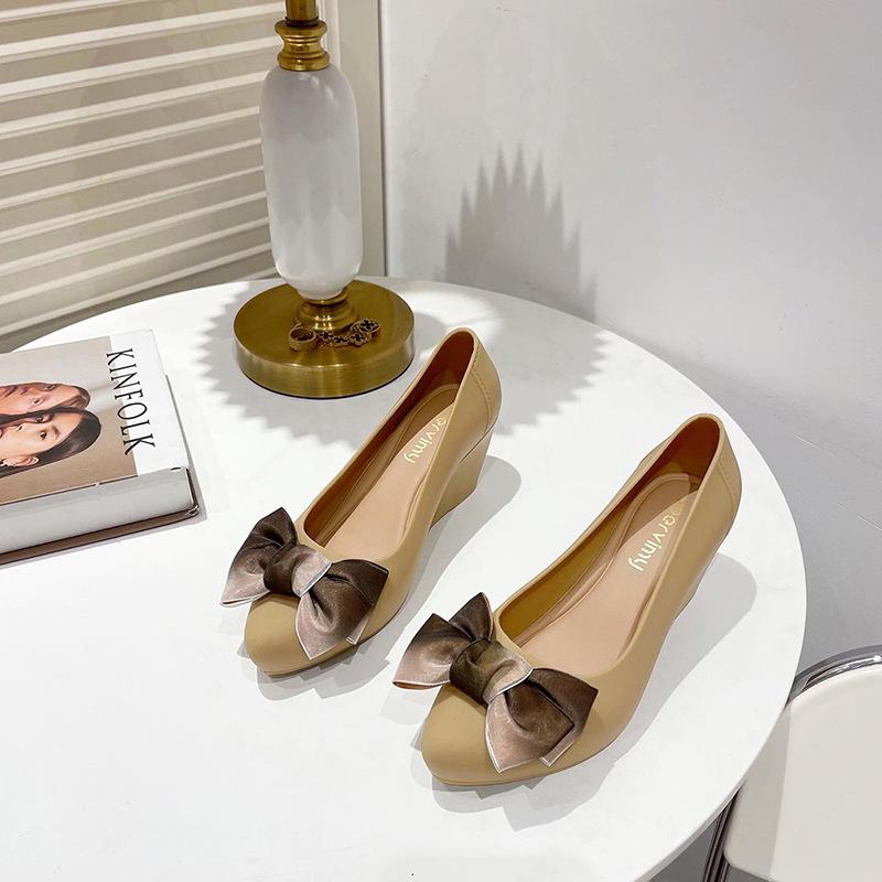 2022 Autumn Bow-Accented Pointed Toe Soft Wedge Heel Shoes