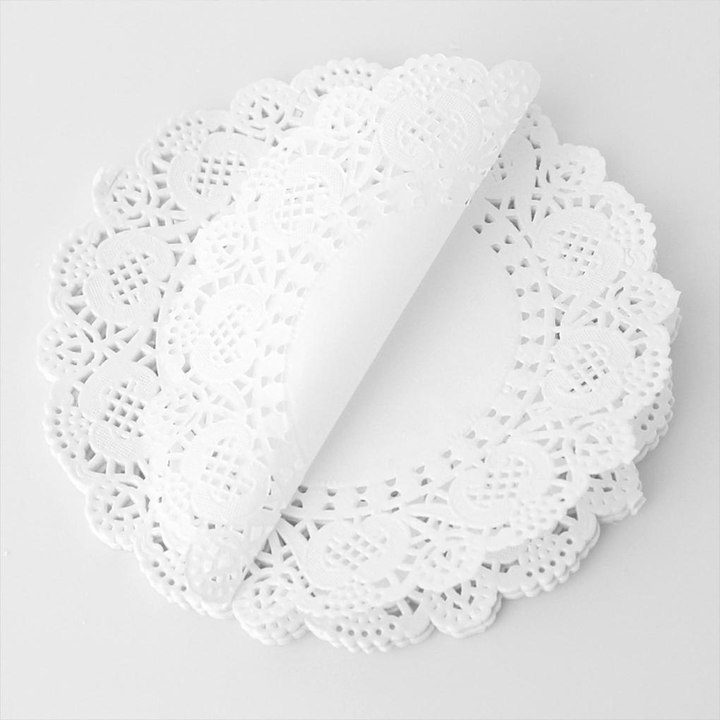 200 Pieces Paper Oil-proof Baking Single-used Hollow-out Oil Papers Cake Pad Accessory for Home Kitchen Bakery Restaurant