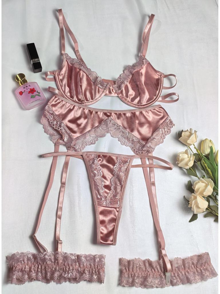 European & American Lace Three-Piece Set: Sexy Gathered Underwear with Thong and Straps for Women
