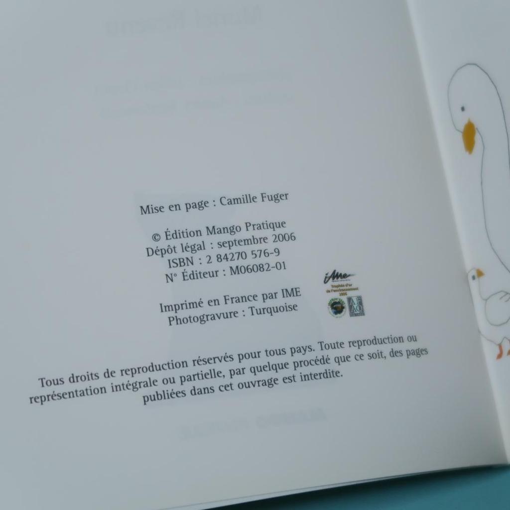 [USED] Foreign book: Mamans and bebes animaux (Cross-stitch pattern book)