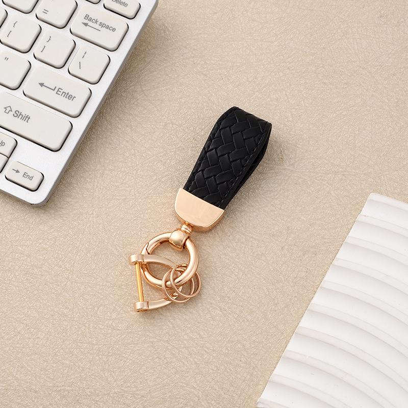 Luxury PU Leather Anti-Lost Motorcycle Car Keychain Pendant