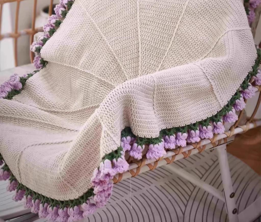 DIY Hand-Knitted Rose Bouquet Blanket Kit - Complete with Yarn and Tools for a Beautiful Flower-Themed Gift.